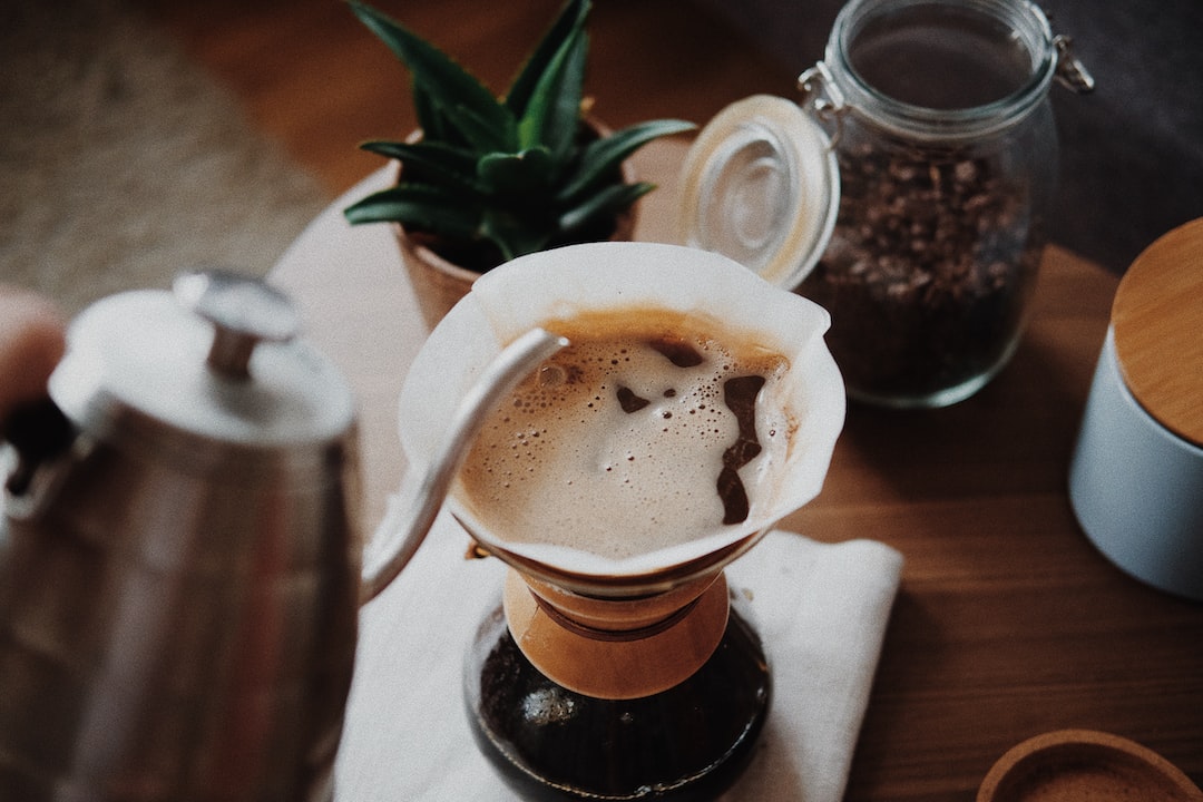 Hario V60 or Chemex: Which One is Easier to Use?